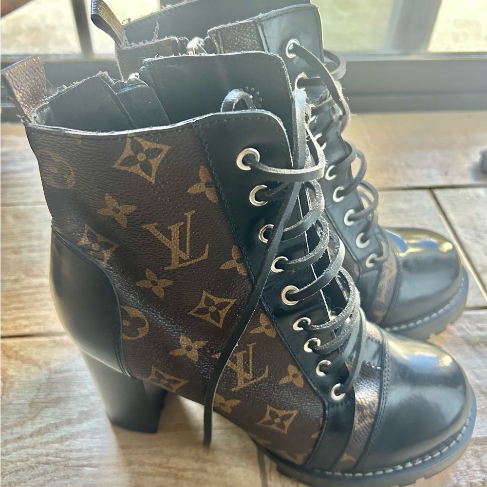 Louis Vuitton monogram leather ankle boots!